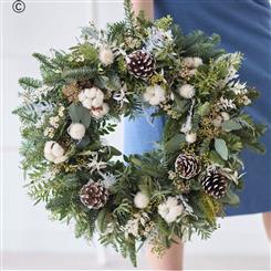 Luxury On Trend Festive Wreath
